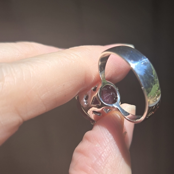 Ruby 5k sterling ring sz7.25 - Picture 8 of 9